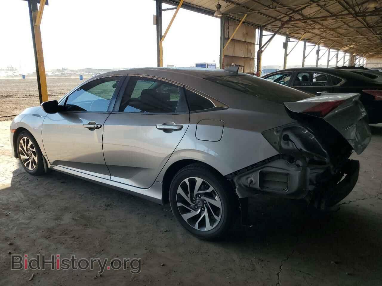 2017 HONDA CIVIC - VIN: 19XFC2F74HE012575 - Photo 2