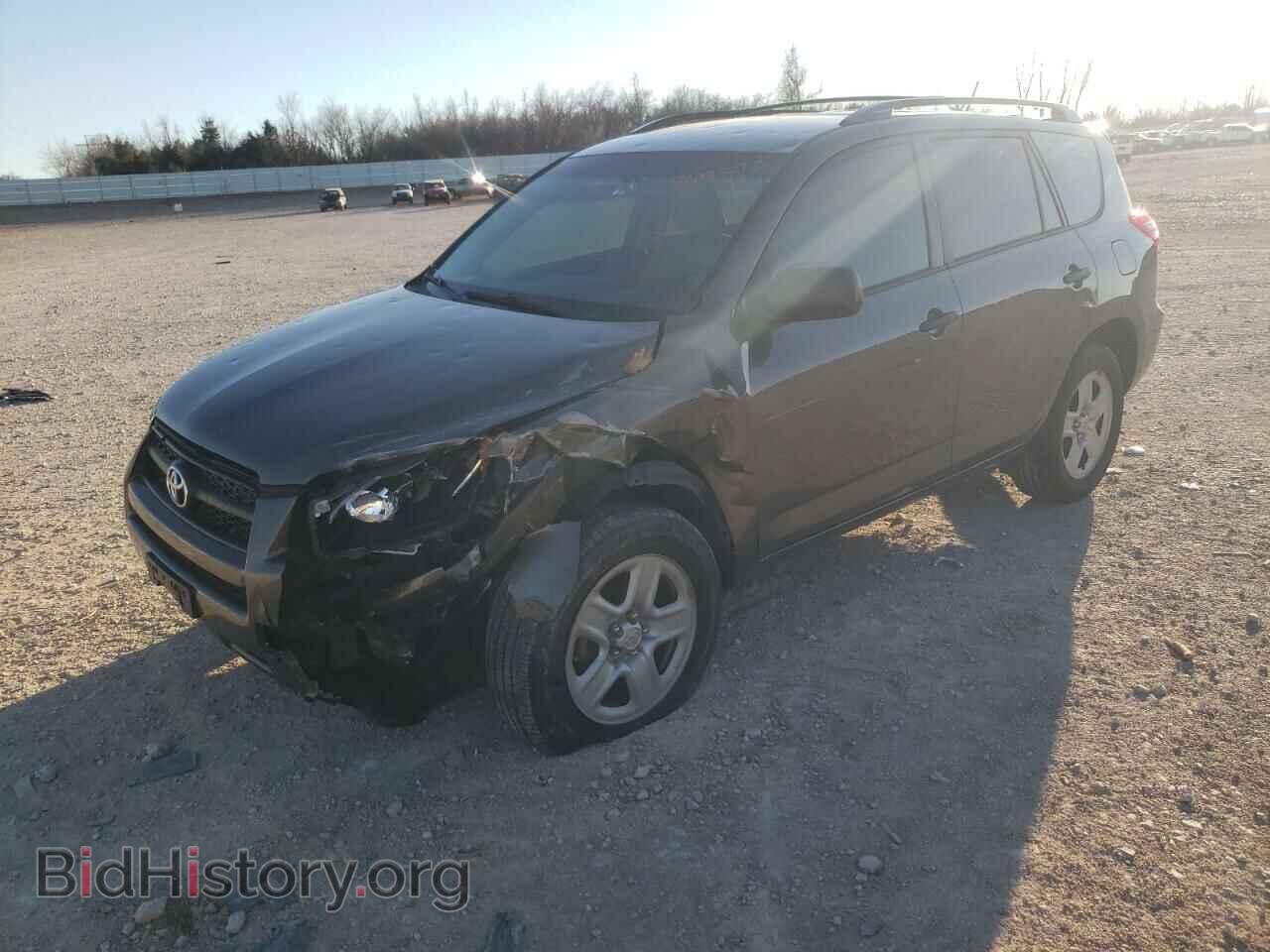 Photo 2T3BF4DVXAW045108 - TOYOTA RAV4 2010