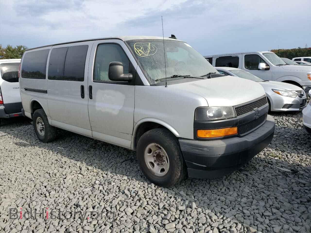 2018 CHEVROLET EXPRESS - VIN: 1GCWGAFP5J1309040 - Фото 4