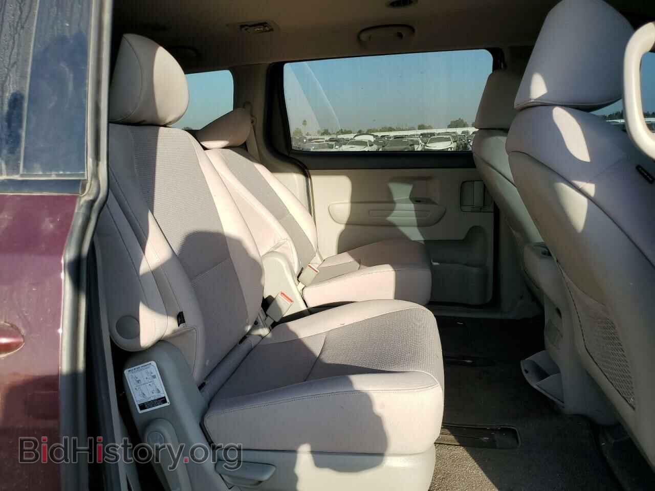 2017 KIA All Models - VIN: KNDMB5C1XH6221465 - Фото 11
