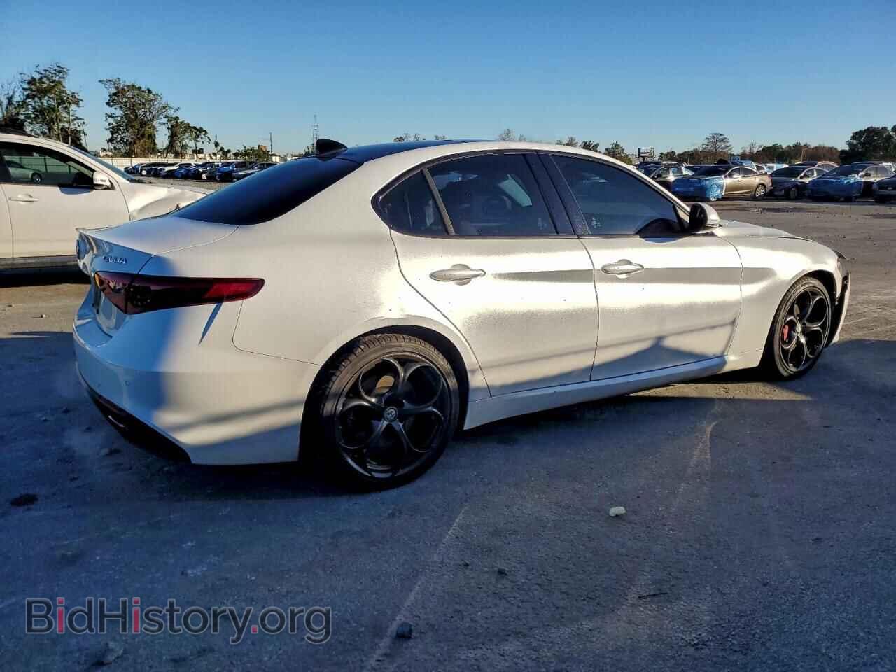 2017 ALFA ROMEO GIULIA - VIN: ZARFAECN4H7561516 - Photo 3