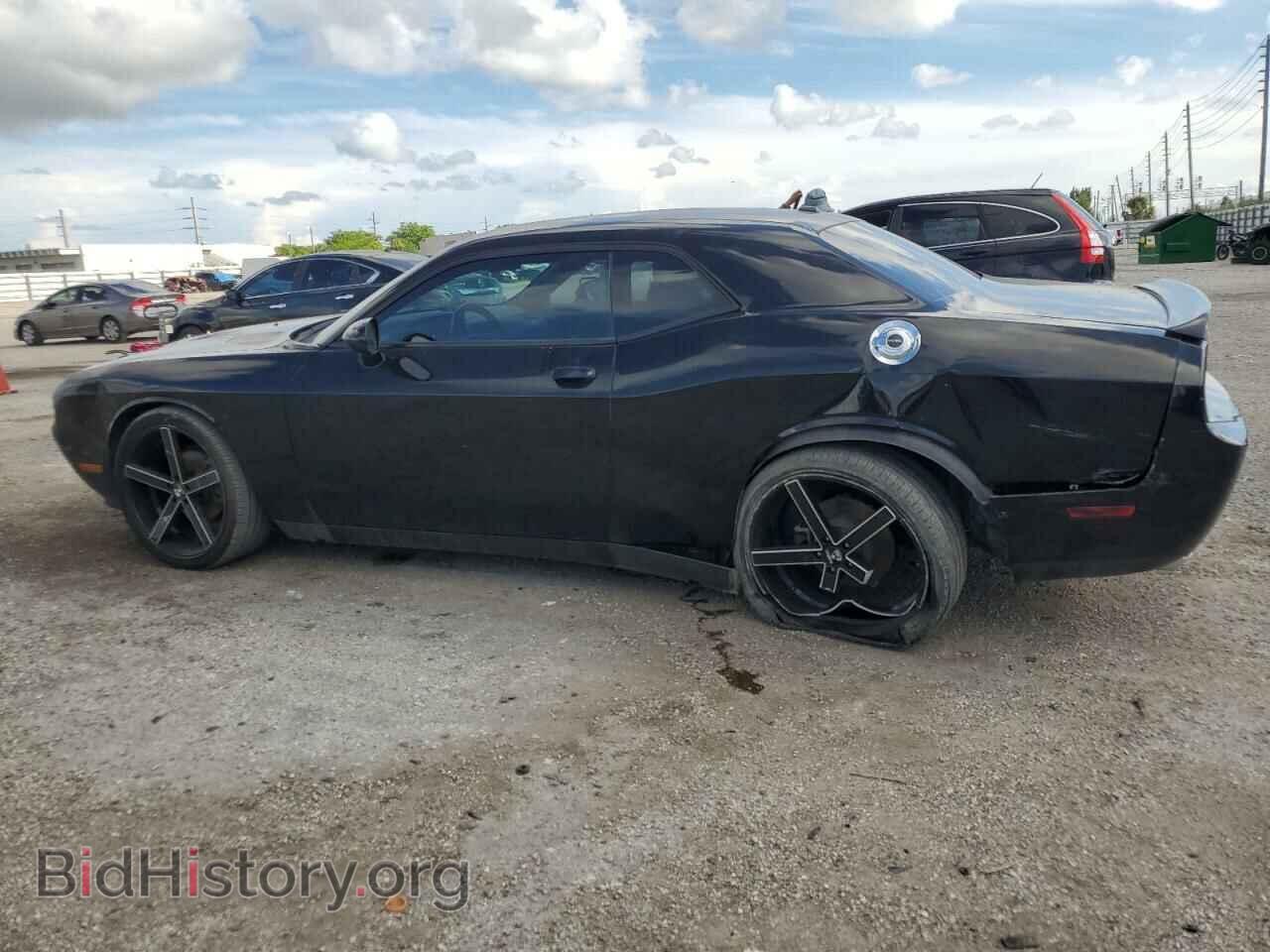 2014 DODGE CHALLENGER - VIN: 2C3CDYAG6EH277318 - Фото 2
