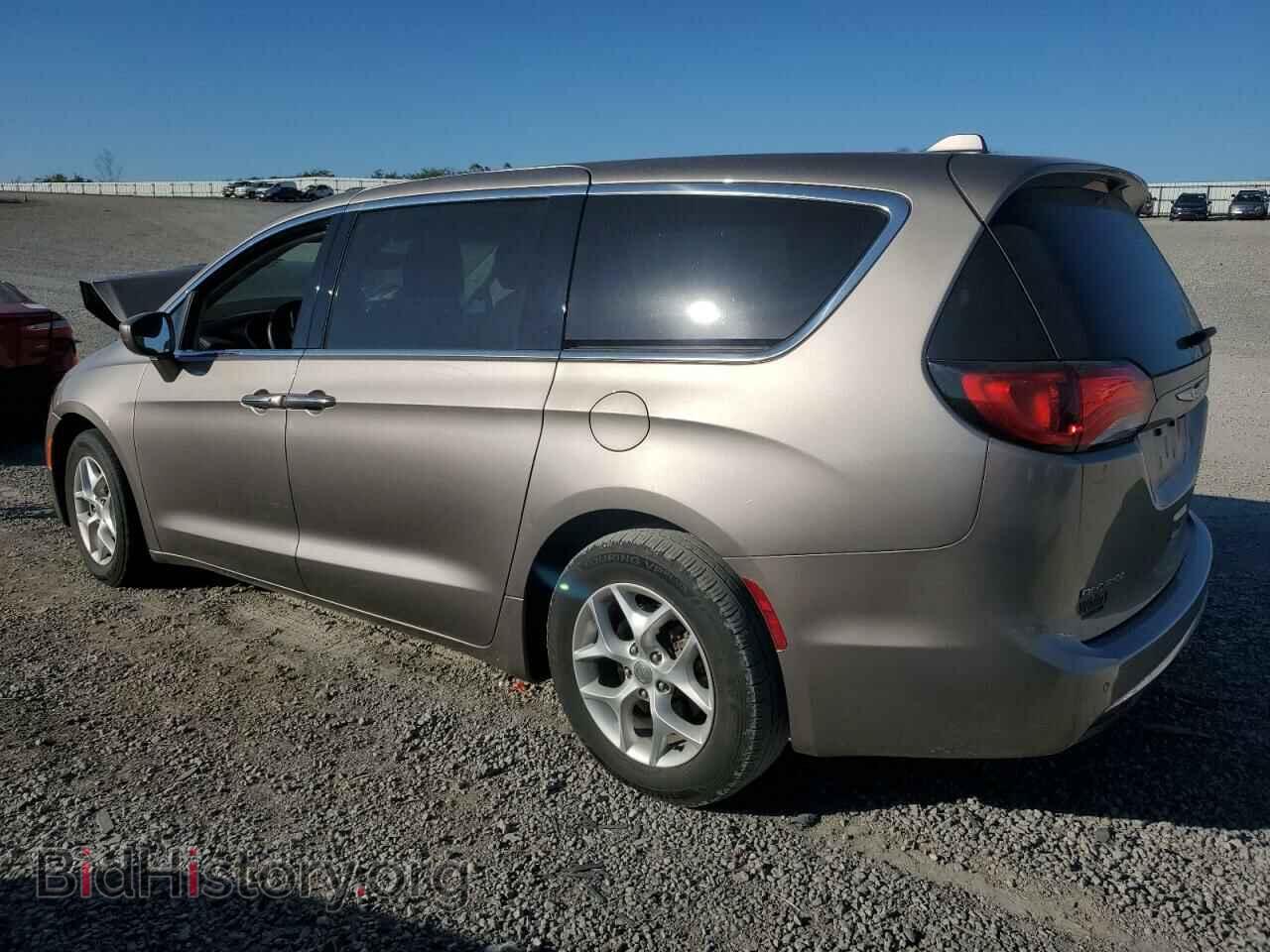 2018 CHRYSLER PACIFICA - VIN: 2C4RC1FG7JR158108 - Photo 2