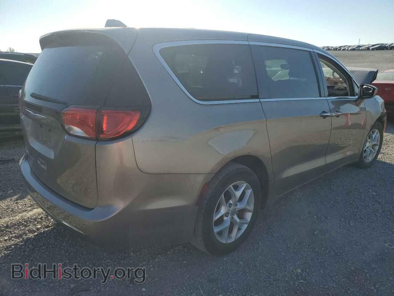 2018 CHRYSLER PACIFICA - VIN: 2C4RC1FG7JR158108 - Photo 3