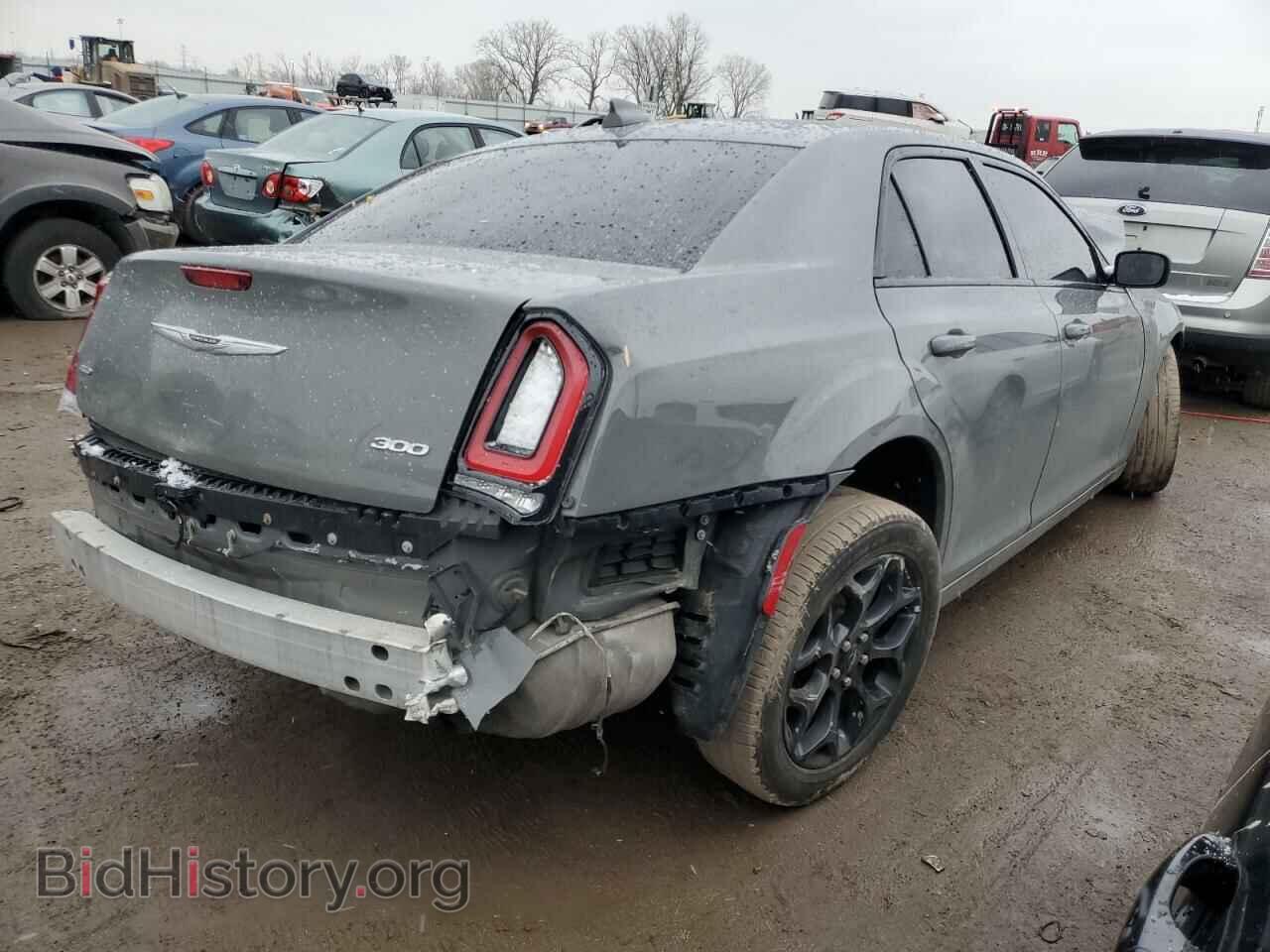 2019 CHRYSLER 300 - VIN: 2C3CCARG7KH548963 - Фото 3