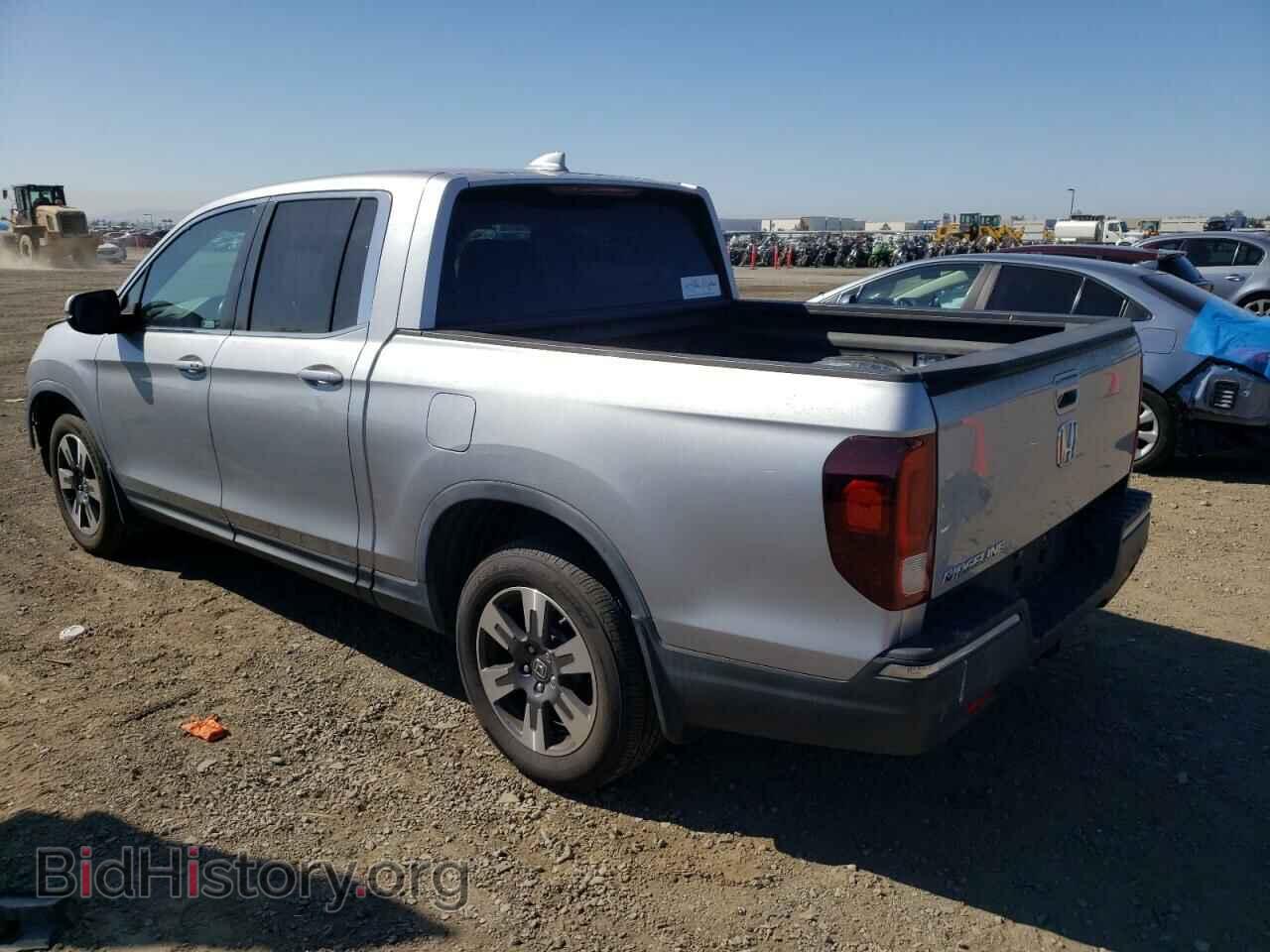 2018 HONDA RIDGELINE - VIN: 5FPYK2F65JB002888 - Фото 2