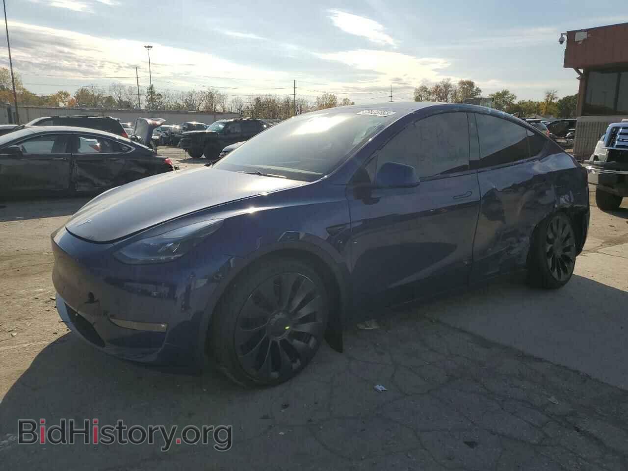 Фотография 7SAYGDEF0PF644535 - TESLA MODEL Y 2023