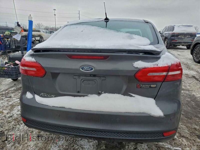 2015 Ford FOCUS (VIN 1FADP3F21FL333893) — photo 6 of 12