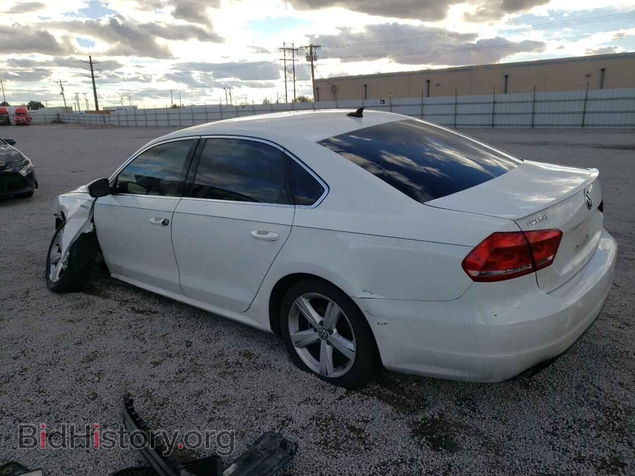 2015 VOLKSWAGEN PASSAT - VIN: 1VWAT7A31FC102456 - Фото 2