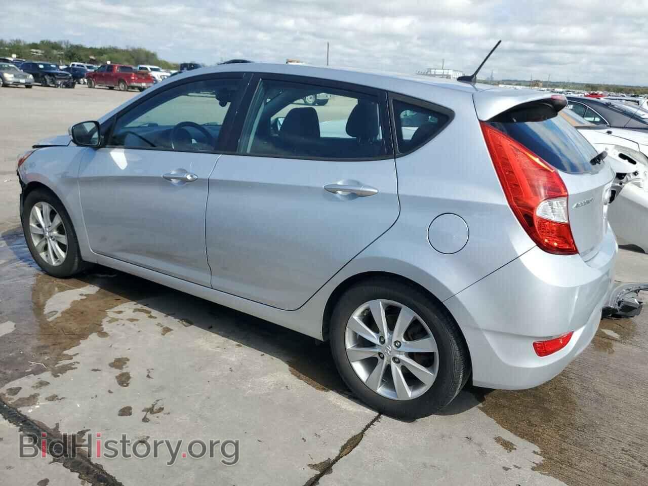 2013 HYUNDAI ACCENT - VIN: KMHCU5AE6DU063591 - Фото 2