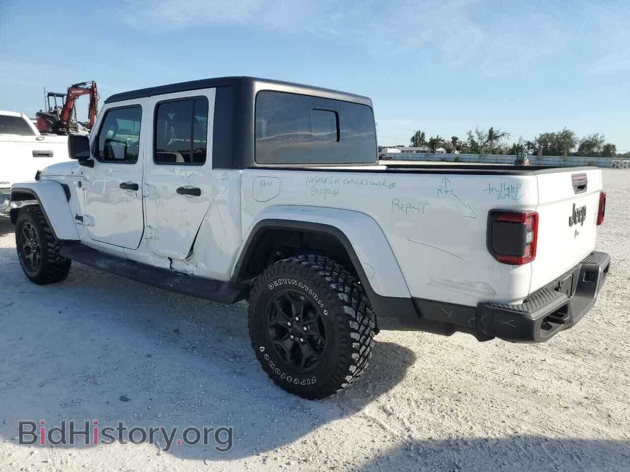 2021 JEEP GLADIATOR - VIN: 1C6HJTAG8ML561569 - Photo 2