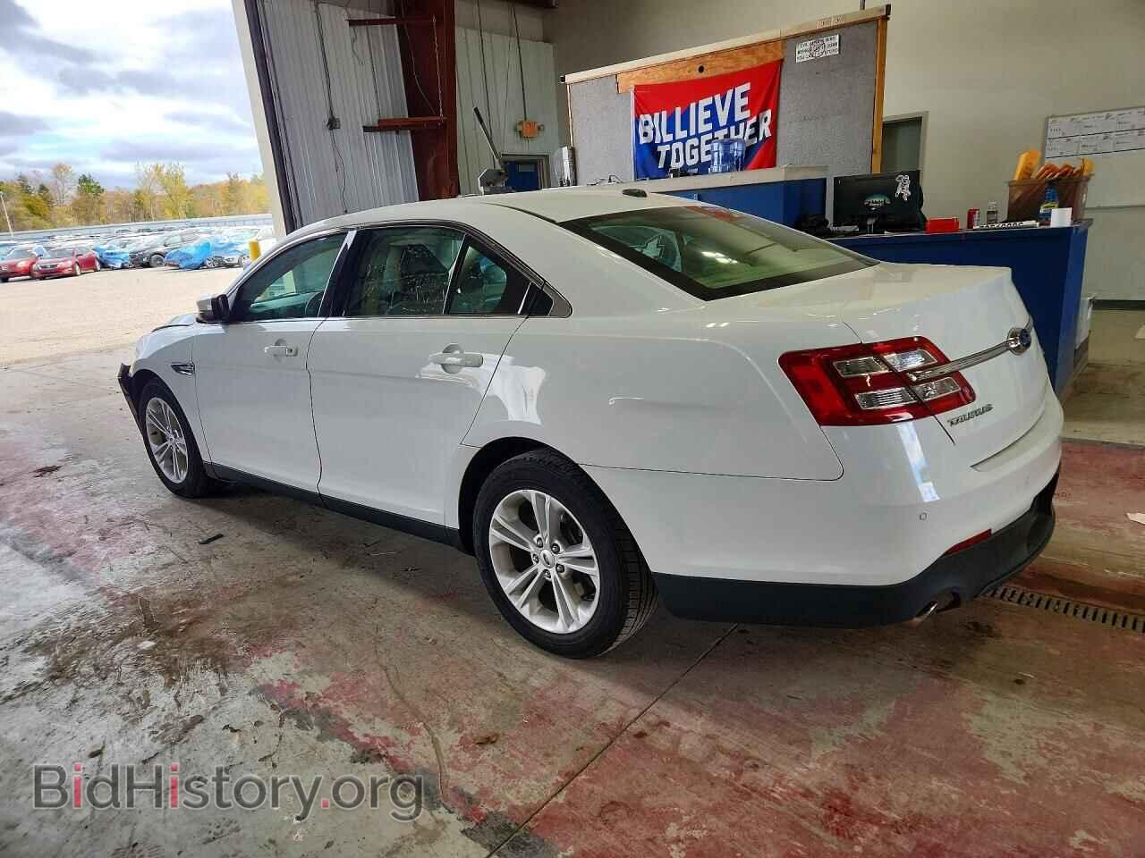 2015 Ford TAURUS (VIN 1FAHP2E85FG164620) — фото 2 из 12