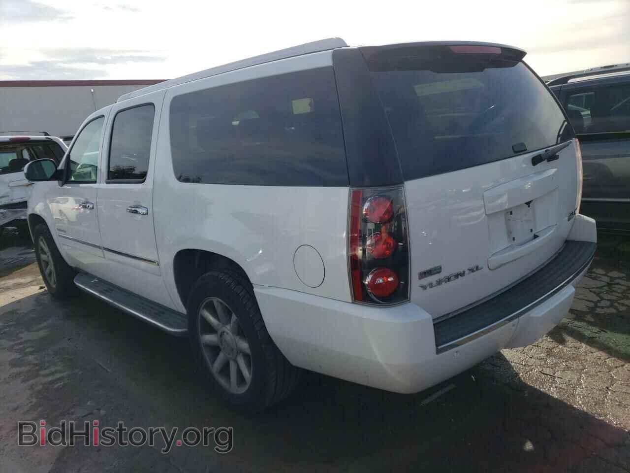 2011 GMC YUKON - VIN: 1GKS2MEF6BR312835 - Фото 2