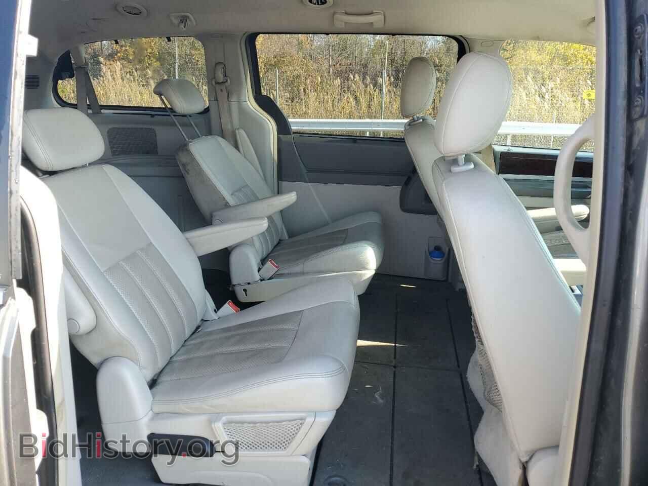 2009 CHRYSLER MINIVAN - VIN: 2A8HR54109R679014 - Фото 11