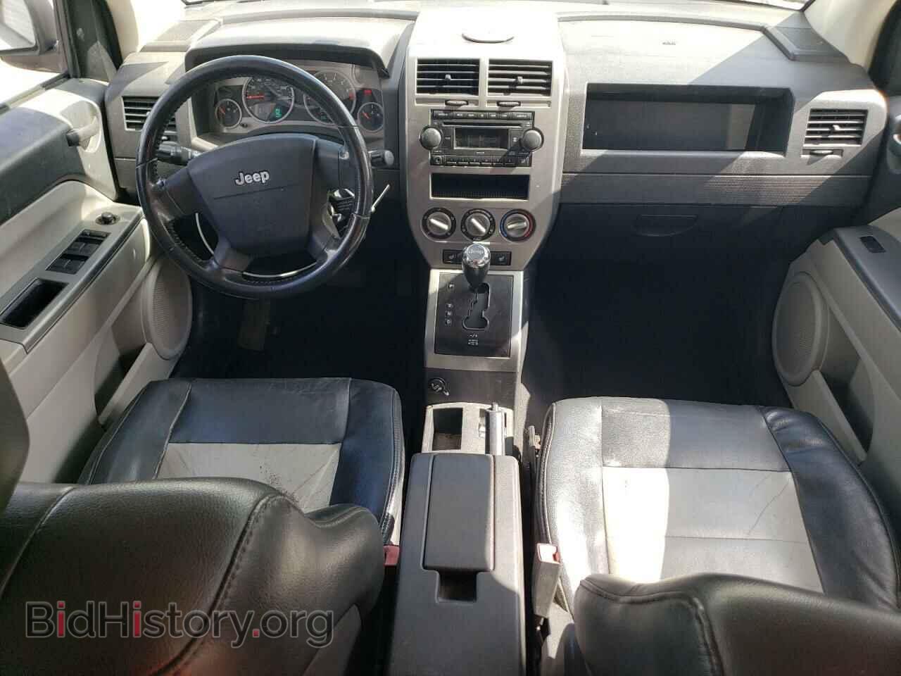2007 JEEP COMPASS - VIN: 1J8FF57W57D180555 - Фото 8
