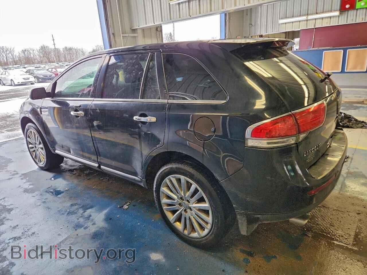 2011 LINCOLN MKX - VIN: 2LMDJ8JK3BBJ31051 - Фото 2