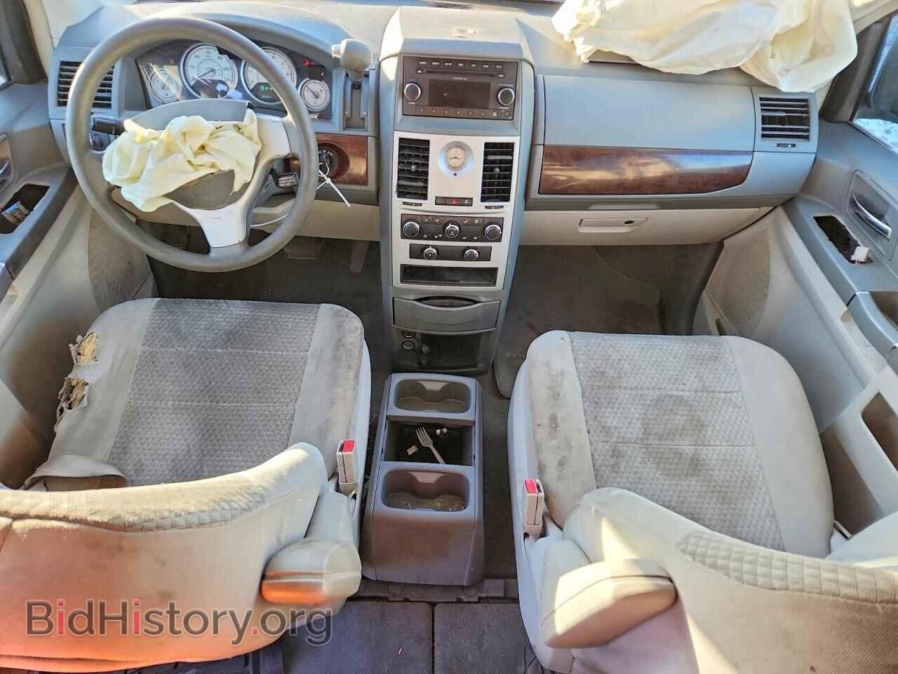 2010 CHRYSLER MINIVAN - VIN: 2A4RR4DE6AR108361 - Photo 8
