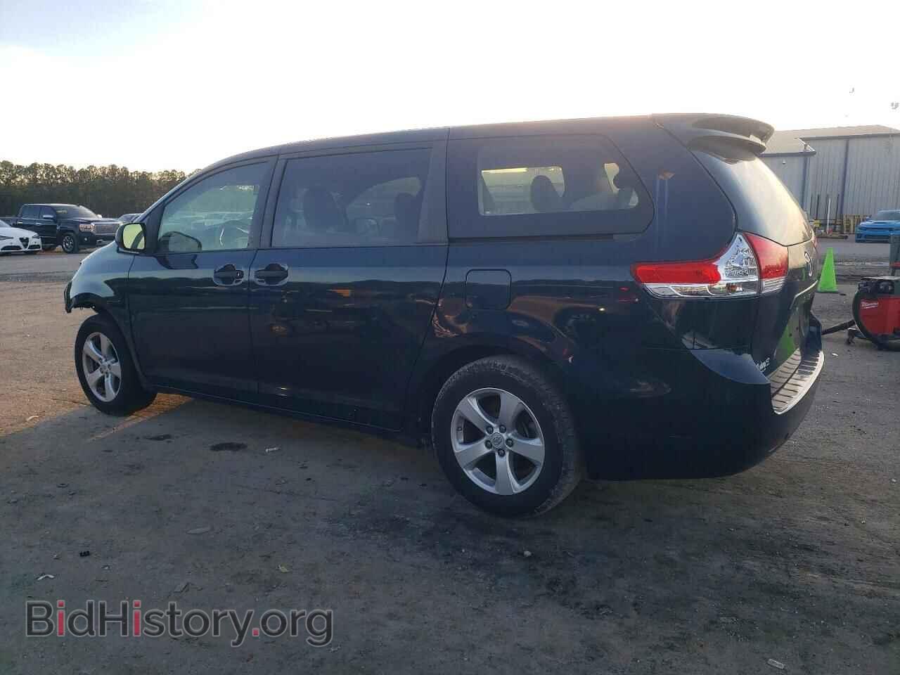 2012 TOYOTA All Models - VIN: 5TDZK3DC8CS256430 - Фото 2