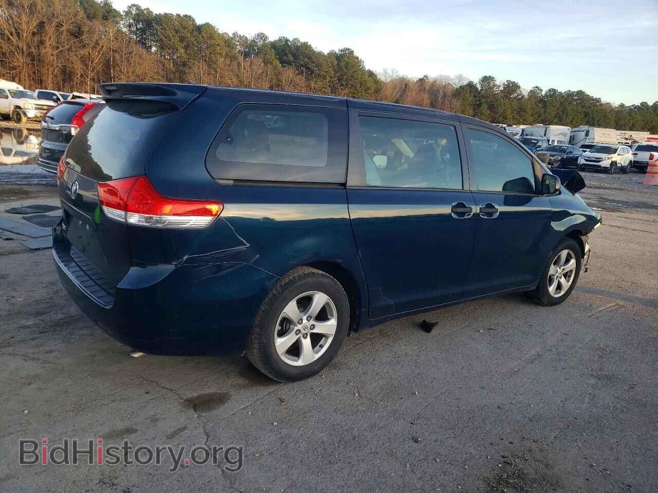 2012 TOYOTA All Models - VIN: 5TDZK3DC8CS256430 - Фото 3