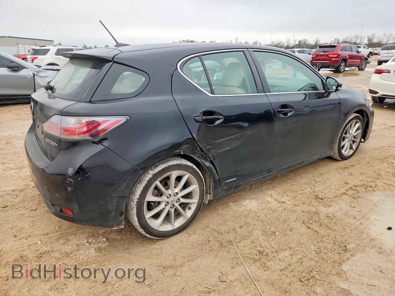 2011 LEXUS CT 200 - VIN: JTHKD5BH9B2044713 - Photo 3