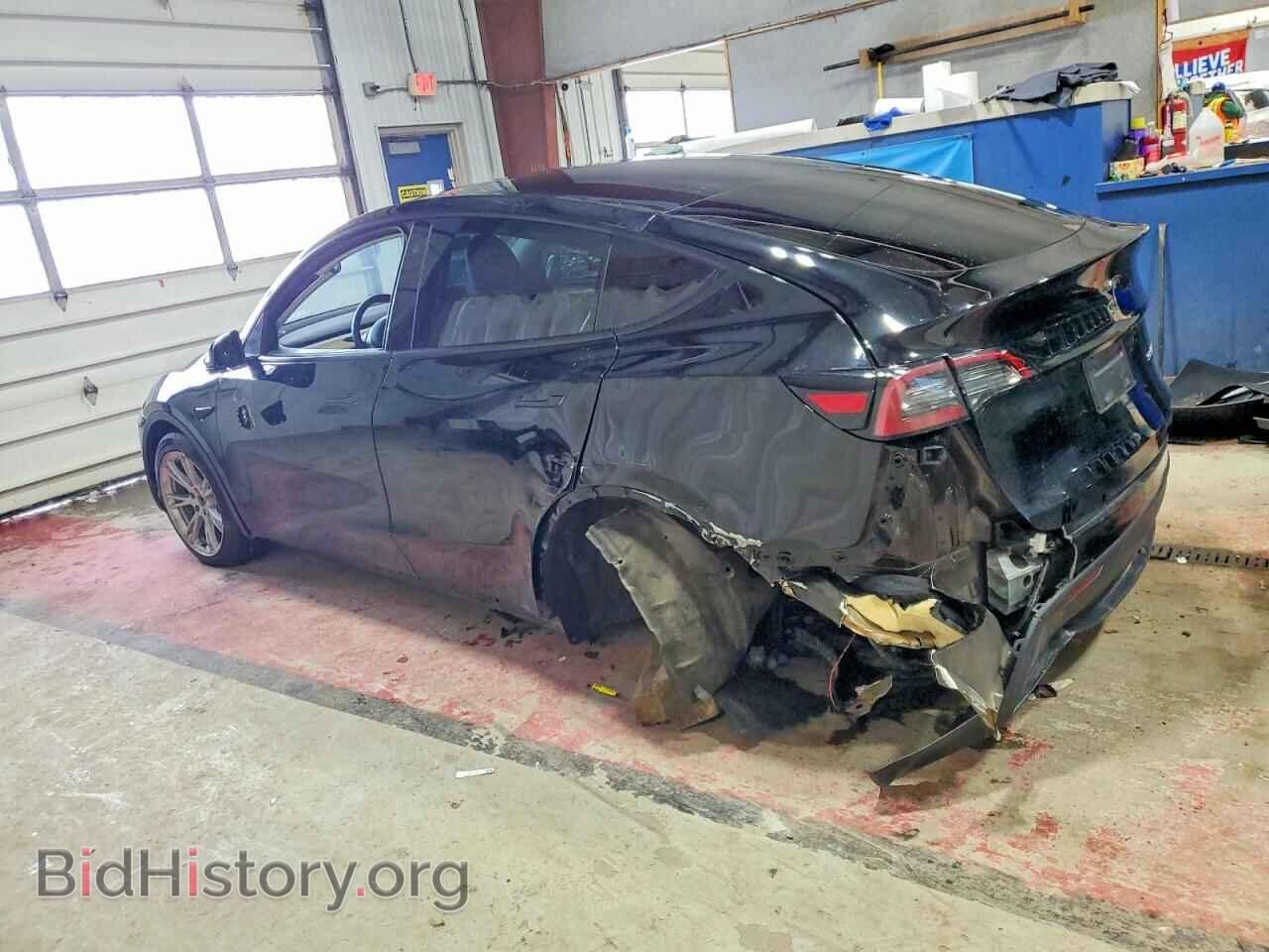 2023 TESLA MODEL Y - VIN: 7SAYGDEE5PA114856 - Фото 2