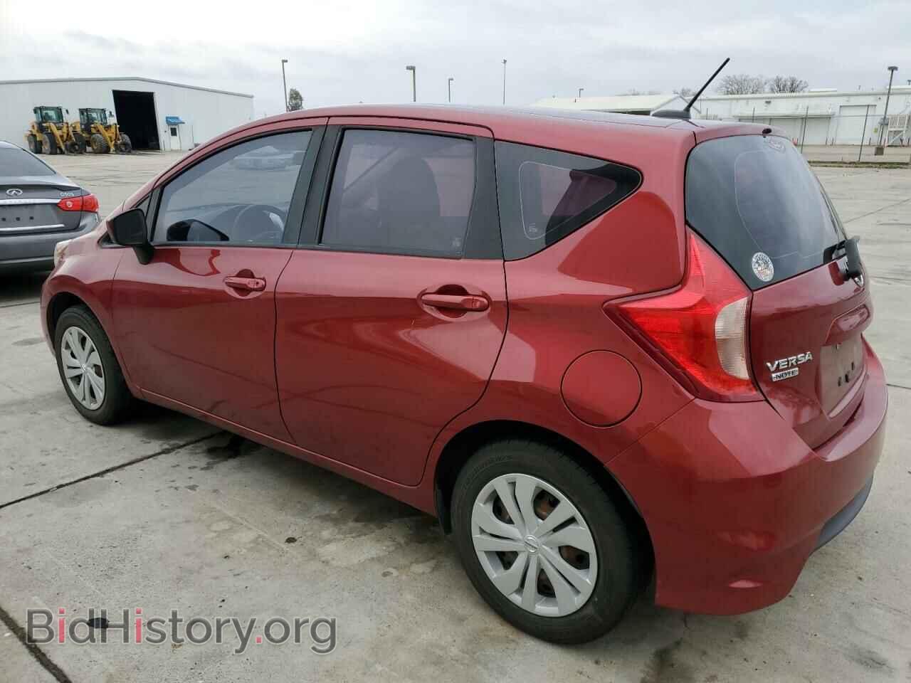 2018 NISSAN VERSA - VIN: 3N1CE2CP3JL368151 - Photo 2