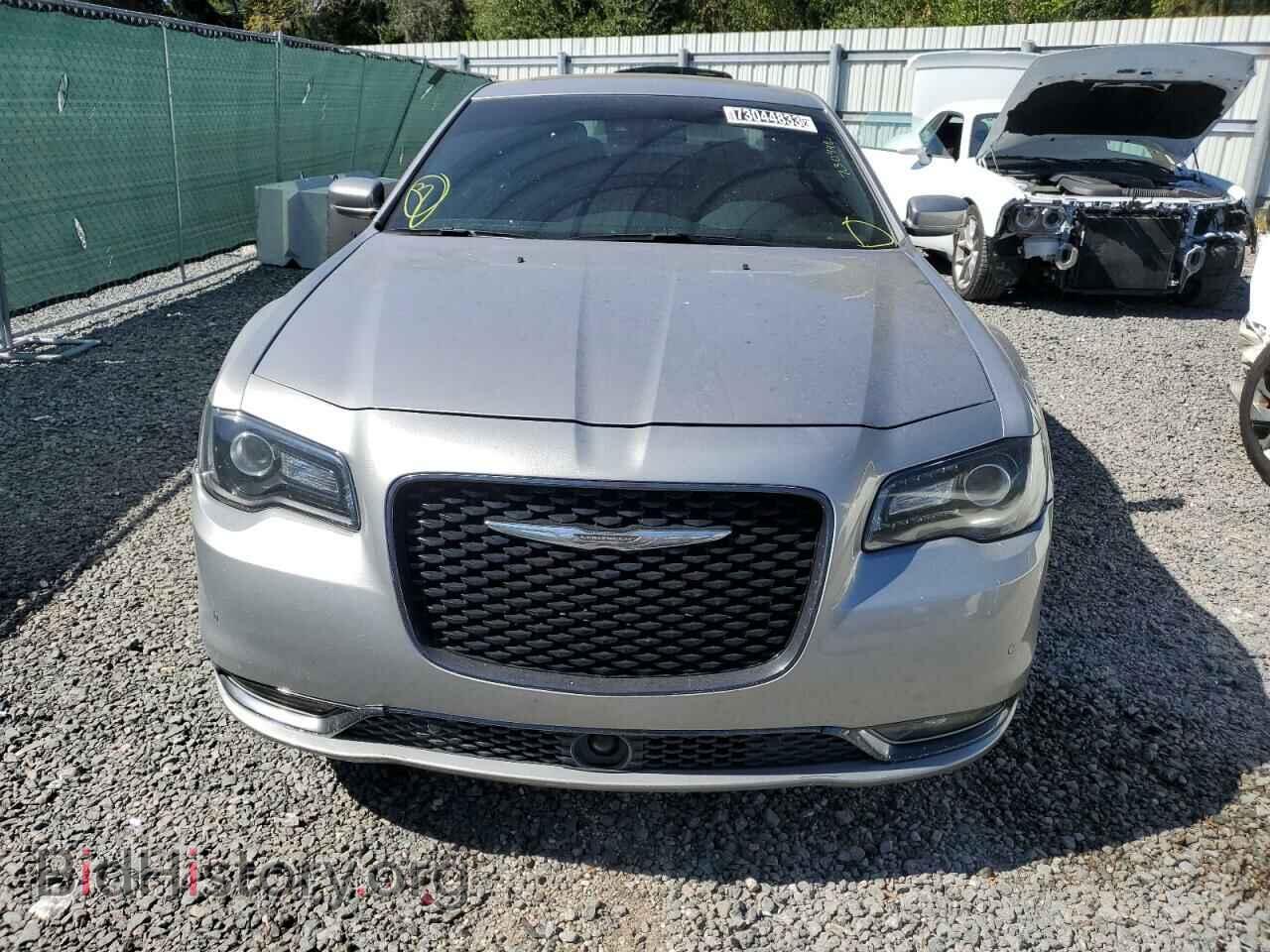 2018 CHRYSLER 300 - VIN: 2C3CCABG7JH262104 - Фото 5