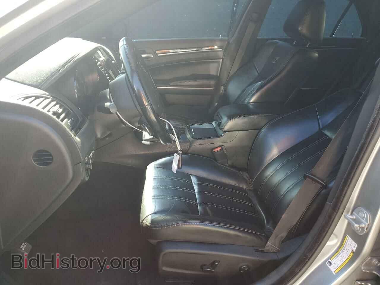 2018 CHRYSLER 300 - VIN: 2C3CCABG7JH262104 - Фото 7