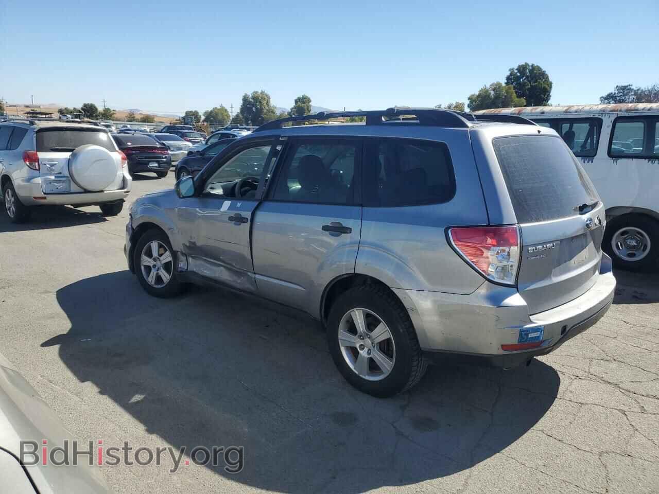 2011 SUBARU FORESTER - VIN: JF2SHABC8BH748189 - Фото 2
