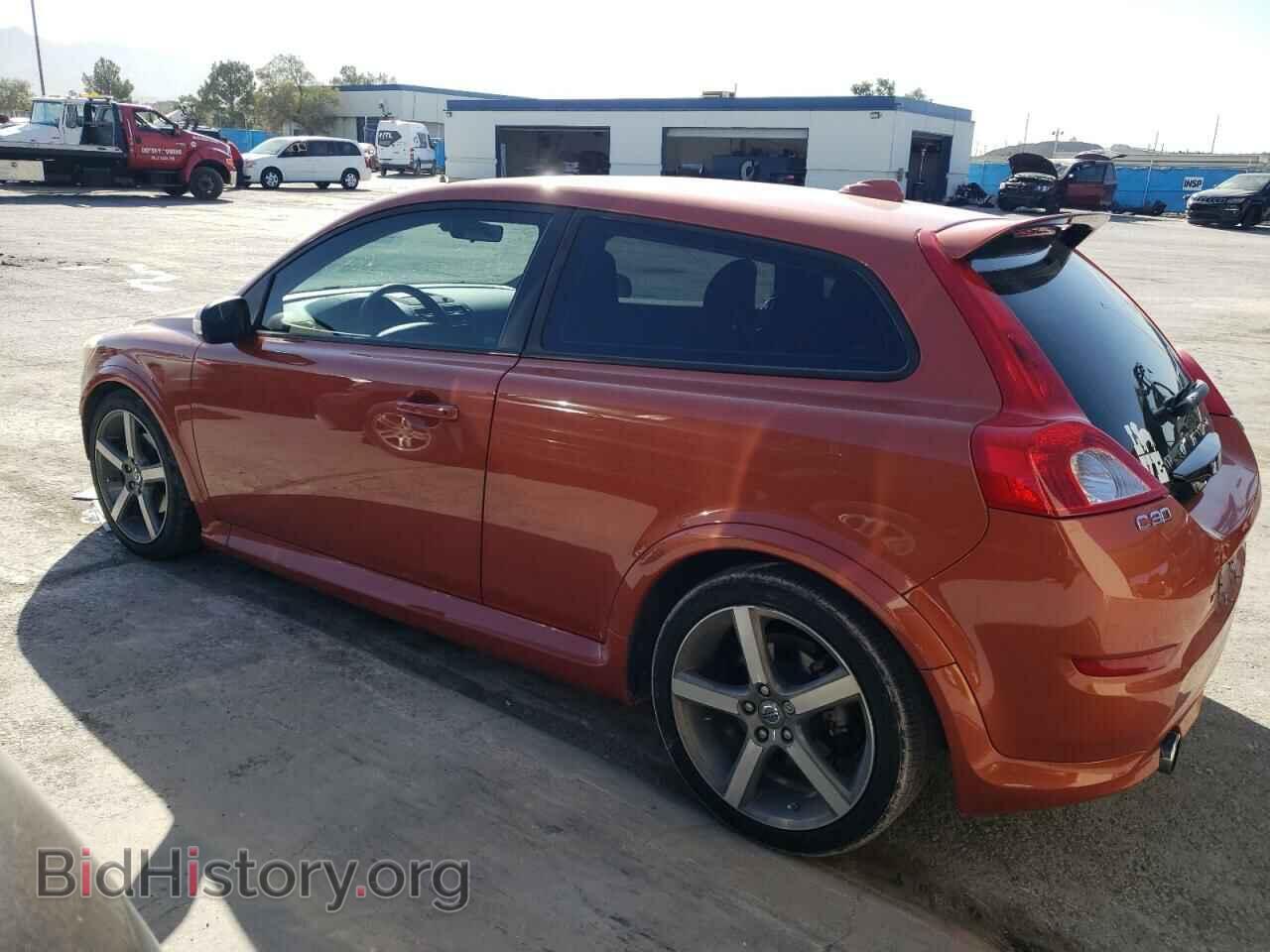 2012 VOLVO C30 - VIN: YV1672MKXC2268554 - Фото 2