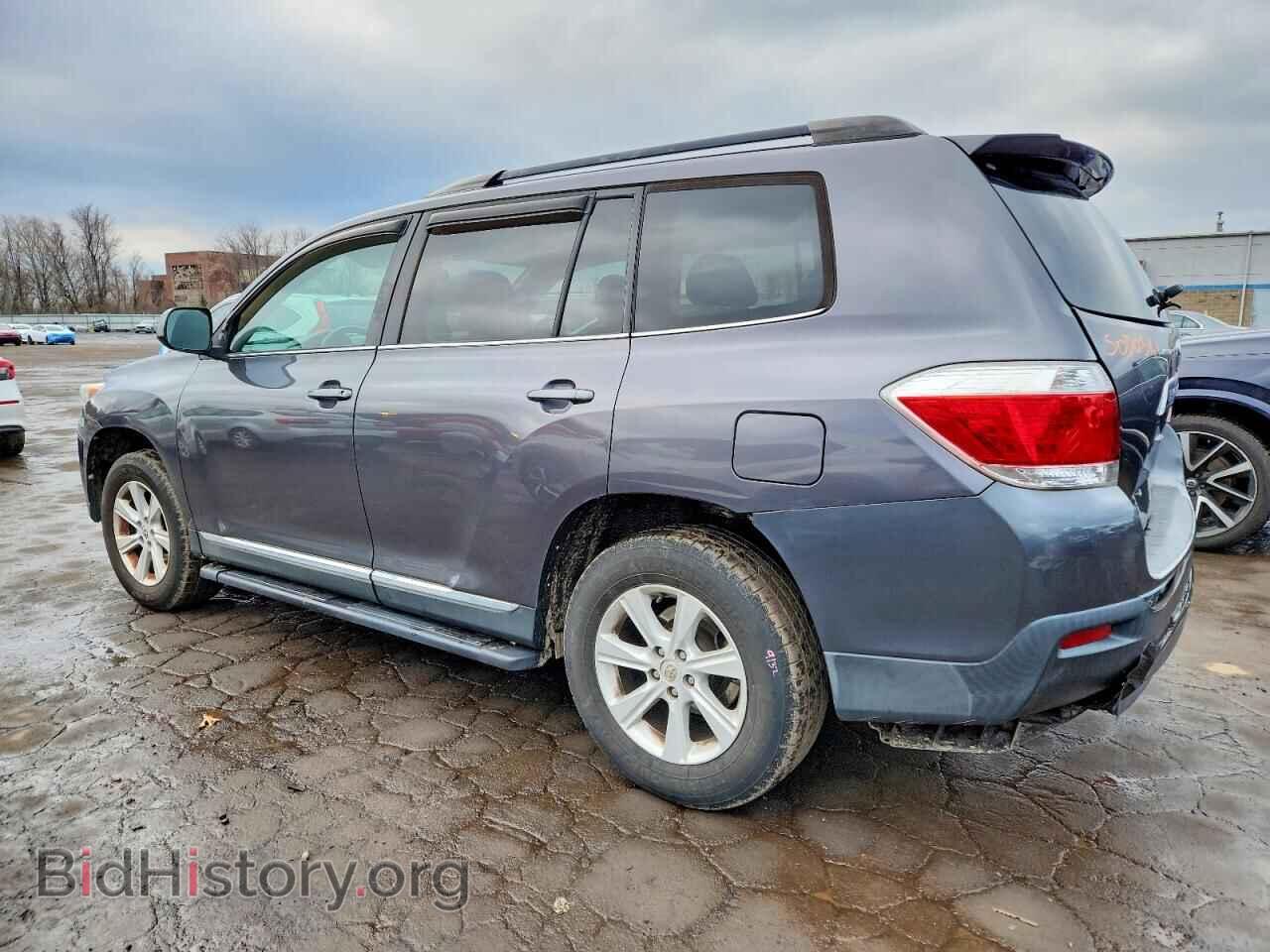 2012 TOYOTA HIGHLANDER - VIN: 5TDBK3EHXCS143171 - Фото 2