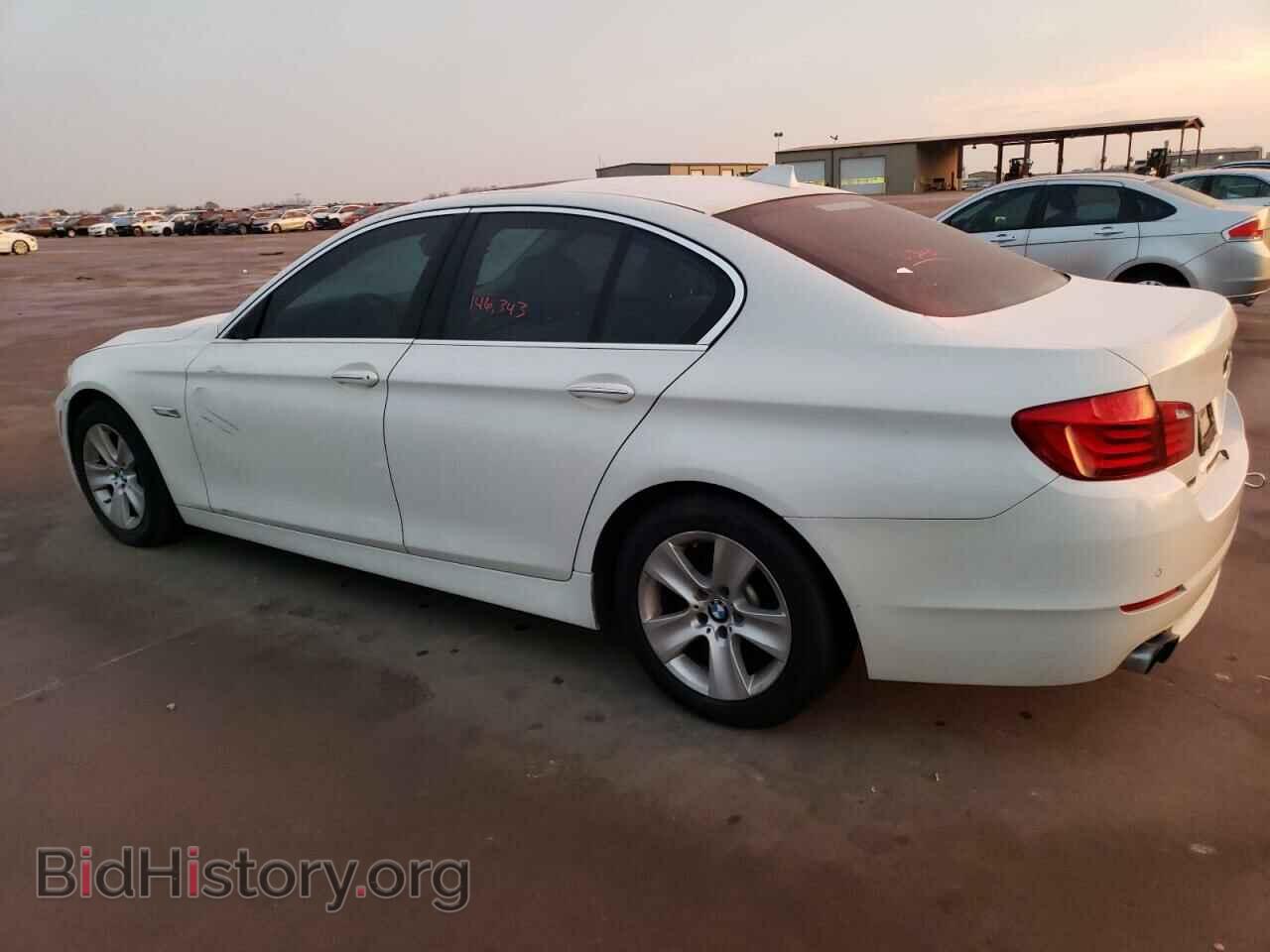 2012 BMW 5 SERIES - VIN: WBAXG5C59CDX03928 - Фото 2