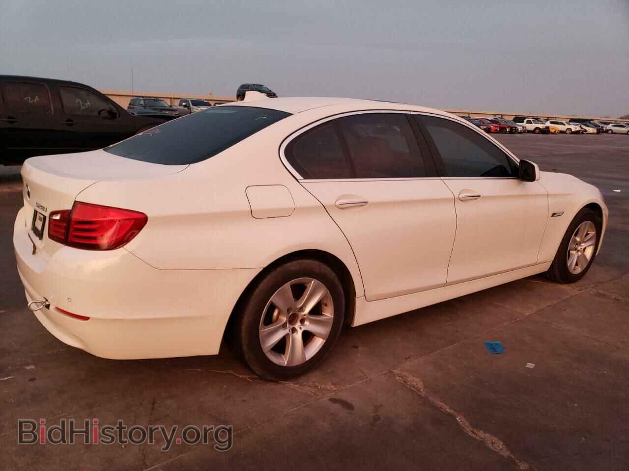 2012 BMW 5 SERIES - VIN: WBAXG5C59CDX03928 - Фото 3