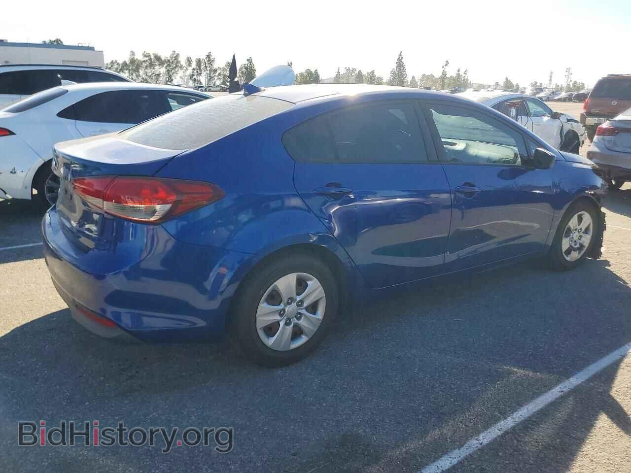 2017 KIA FORTE - VIN: 3KPFK4A79HE032696 - Photo 3