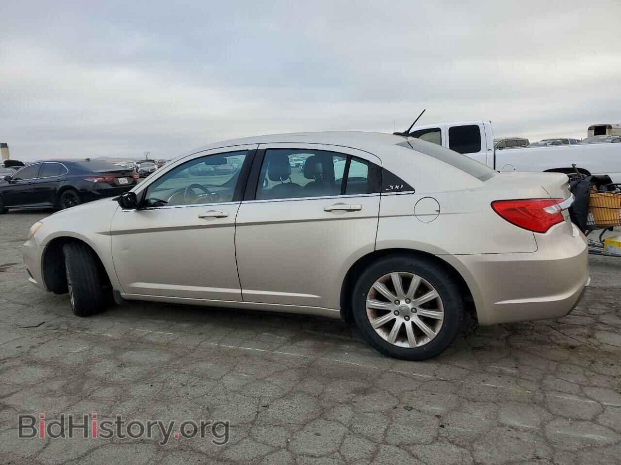 2013 CHRYSLER 200 - VIN: 1C3CCBBG9DN659024 - Фото 2