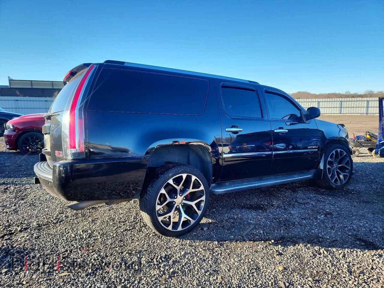 2011 GMC YUKON - VIN: 1GKS2MEF2BR286590 - Фото 3