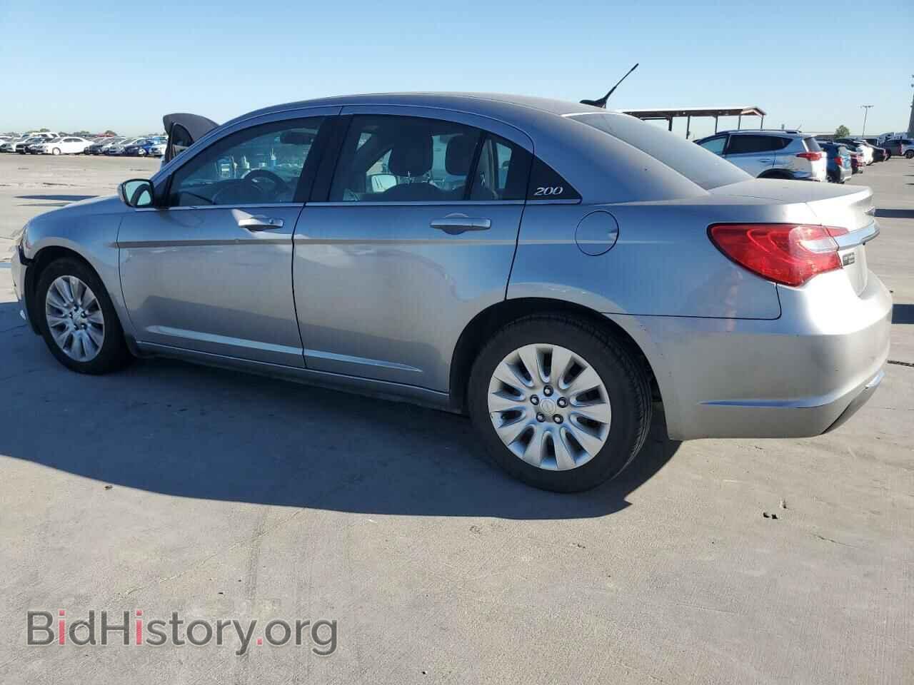 2013 CHRYSLER 200 - VIN: 1C3CCBAB0DN560551 - Фото 2