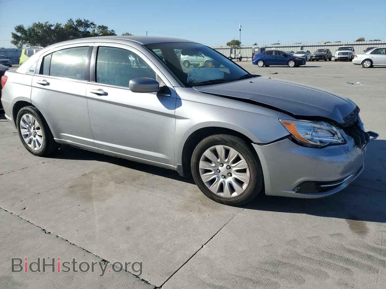 2013 CHRYSLER 200 - VIN: 1C3CCBAB0DN560551 - Фото 4