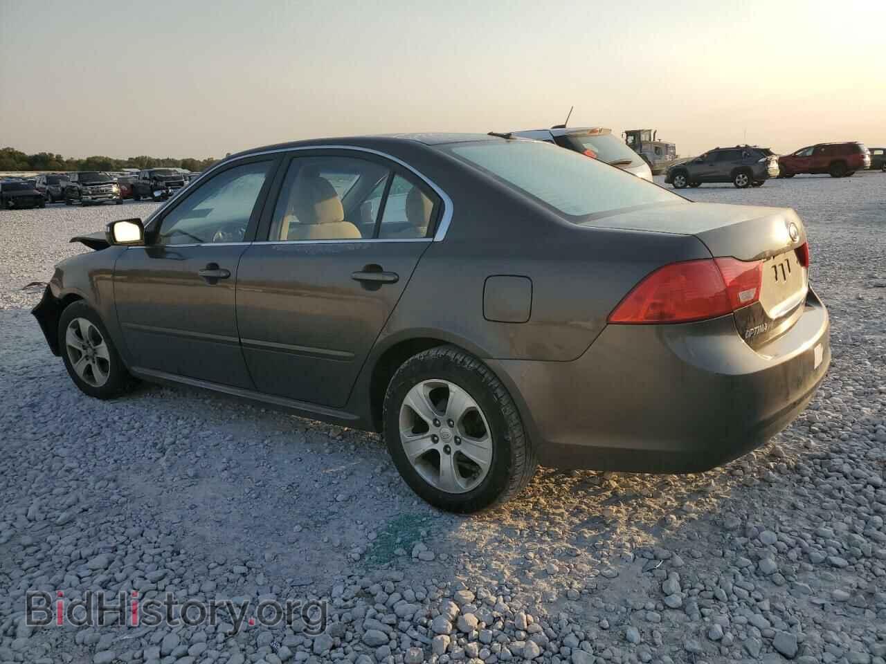 2009 KIA OPTIMA - VIN: KNAGE228495289153 - Фото 2
