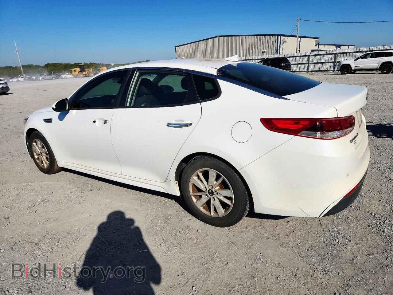 2018 KIA OPTIMA - VIN: 5XXGT4L38JG217430 - Фото 2
