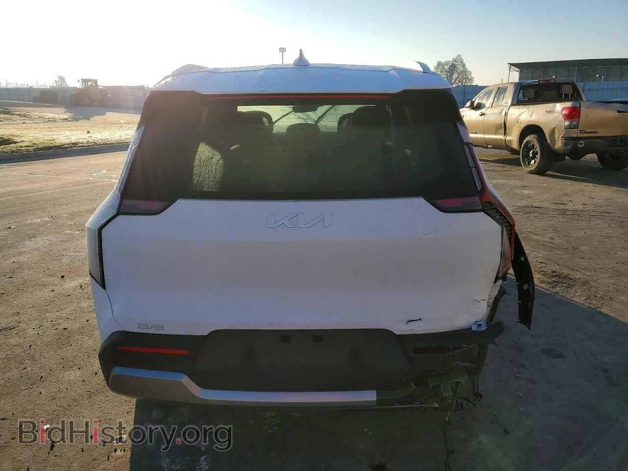 2025 KIA EV9 WIND - VIN: 5XYAFFS59SG002437 - Photo 6