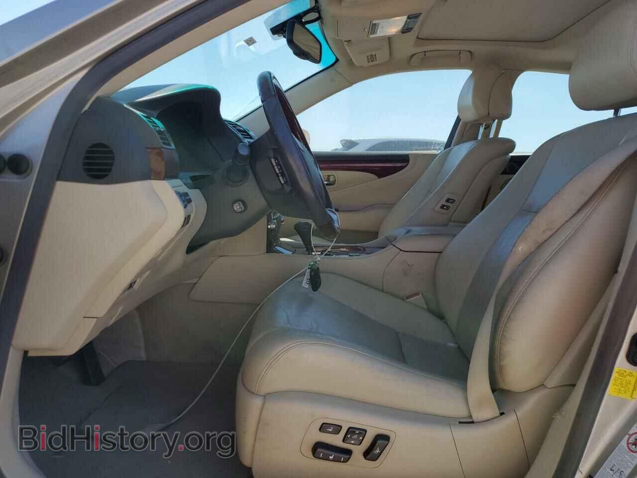 2012 LEXUS LS460 - VIN: JTHBL5EF2C5109558 - Photo 7