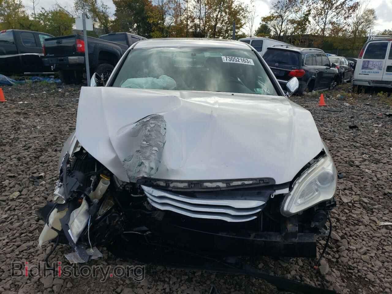 2011 CHRYSLER 200 - VIN: 1C3BC2FG5BN619462 - Фото 5
