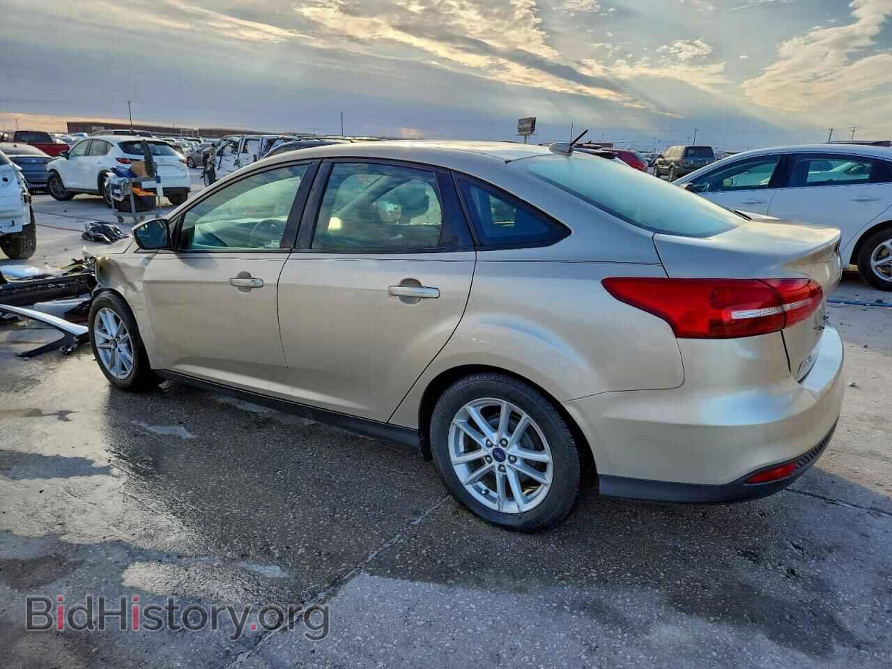2017 FORD FOCUS - VIN: 1FADP3F23HL205092 - Фото 2
