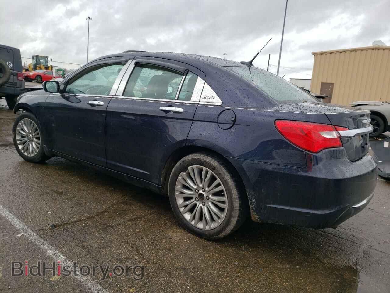 2011 CHRYSLER 200 - VIN: 1C3BC2FG0BN519799 - Фото 2