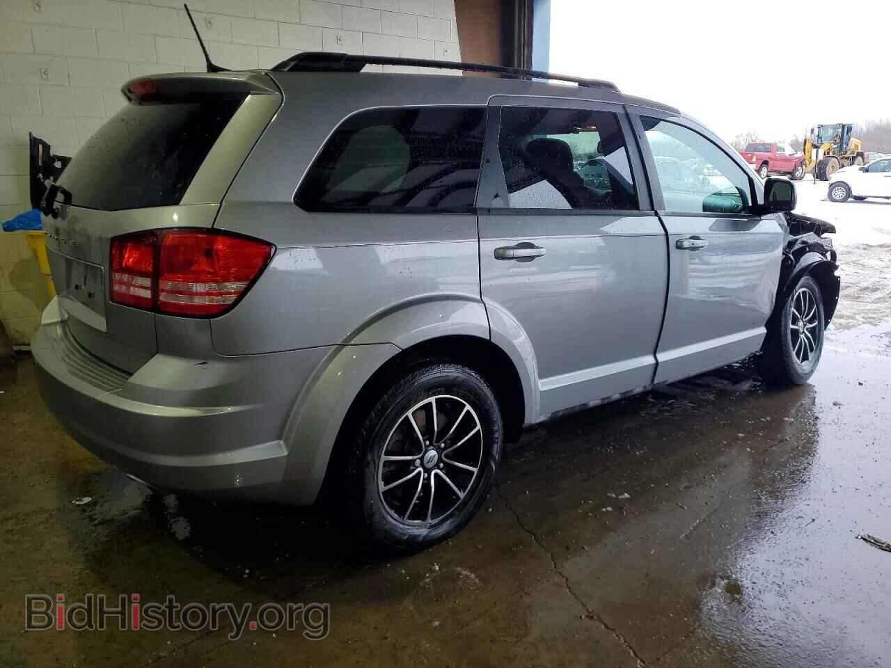 2018 DODGE JOURNEY - VIN: 3C4PDCAB2JT444523 - Фото 3