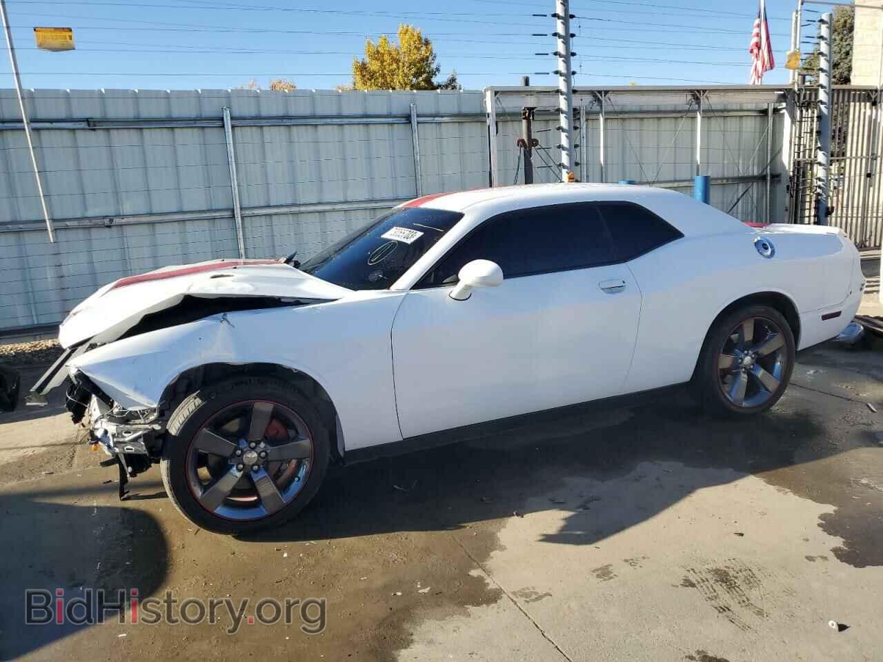 Фотография 2C3CDYAG6EH105175 - DODGE CHALLENGER 2014