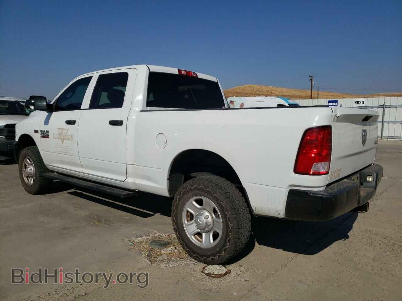 2017 RAM All Models - VIN: 3C6UR5CJXHG553648 - Фото 2