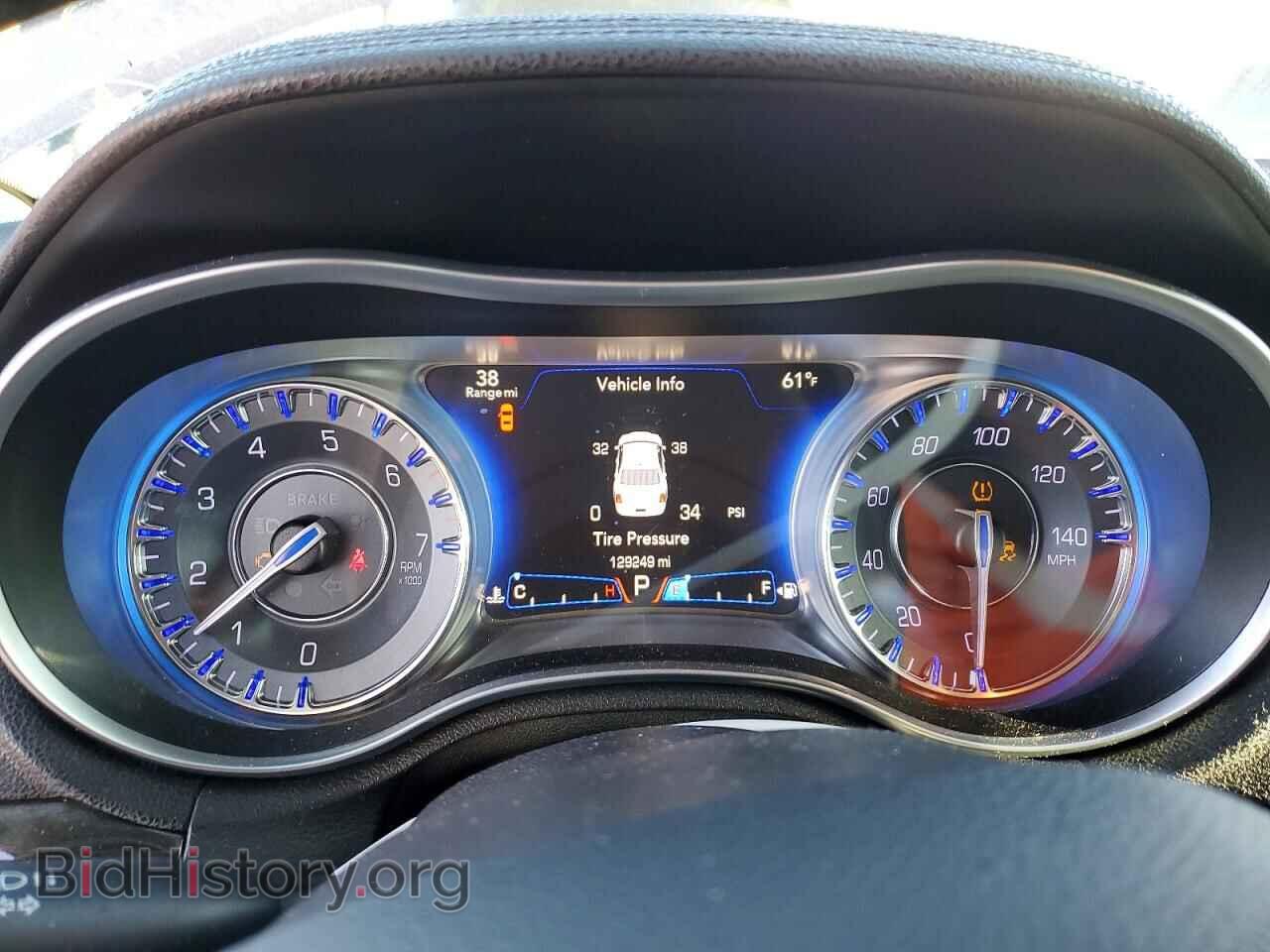 2015 CHRYSLER 300 - VIN: 2C3CCAAG2FH749039 - Фото 9