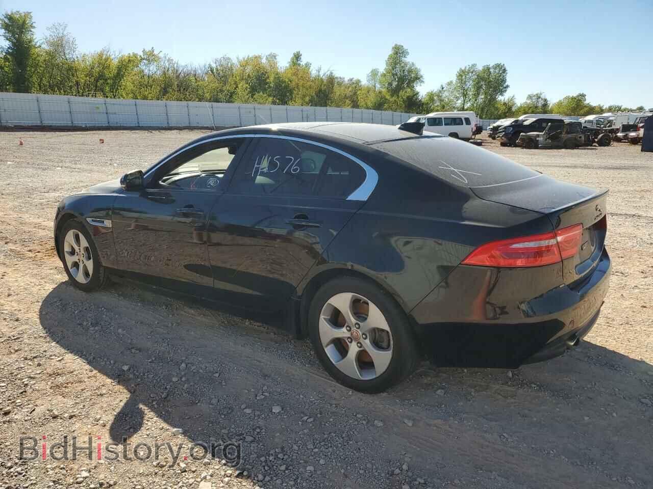 2017 JAGUAR XE - VIN: SAJAR4BG6HA946932 - Фото 2
